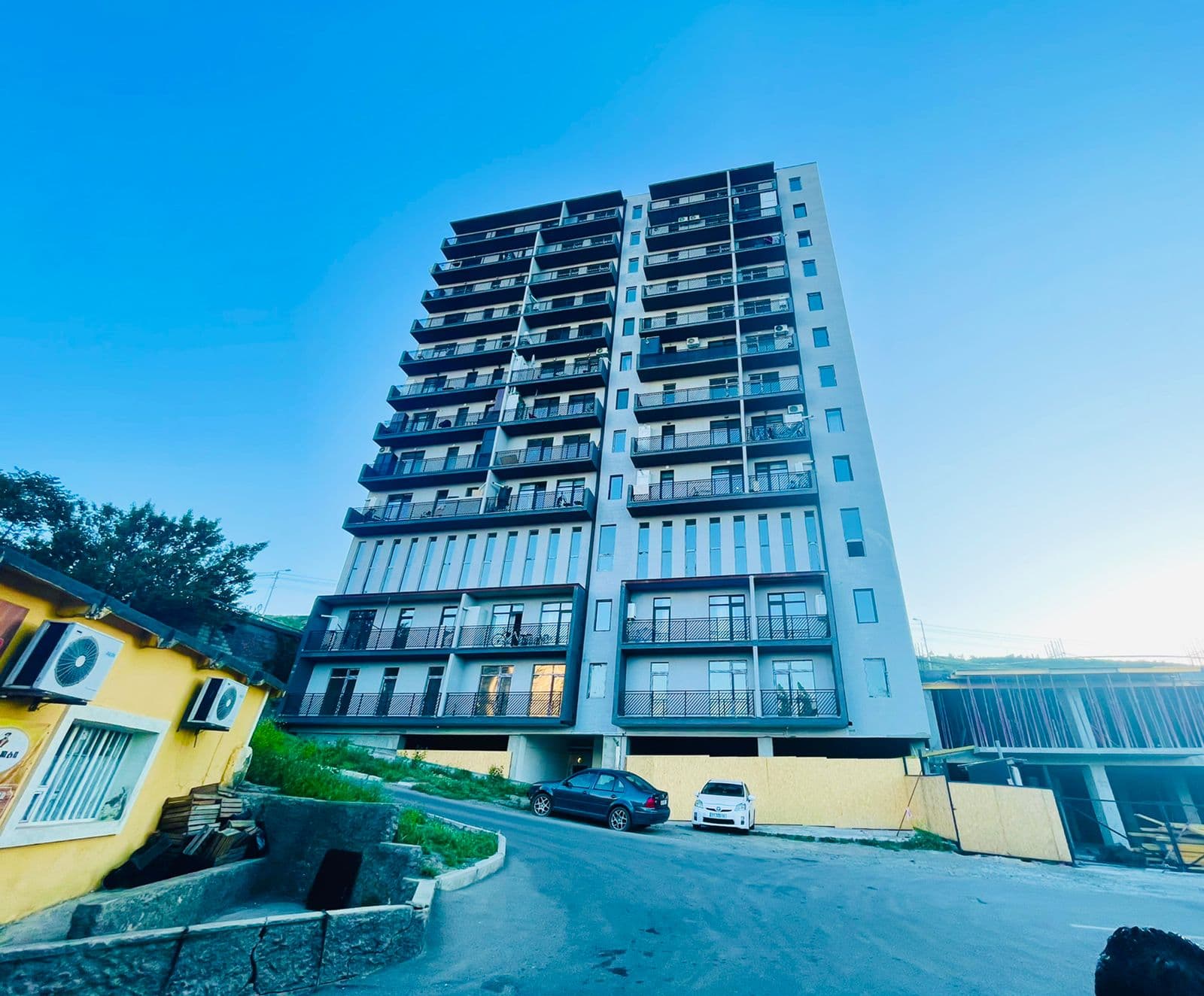 Lisi One, Tbilisi
